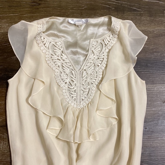 Chiana SILK Sleeveless blouse - Picture 3 of 7